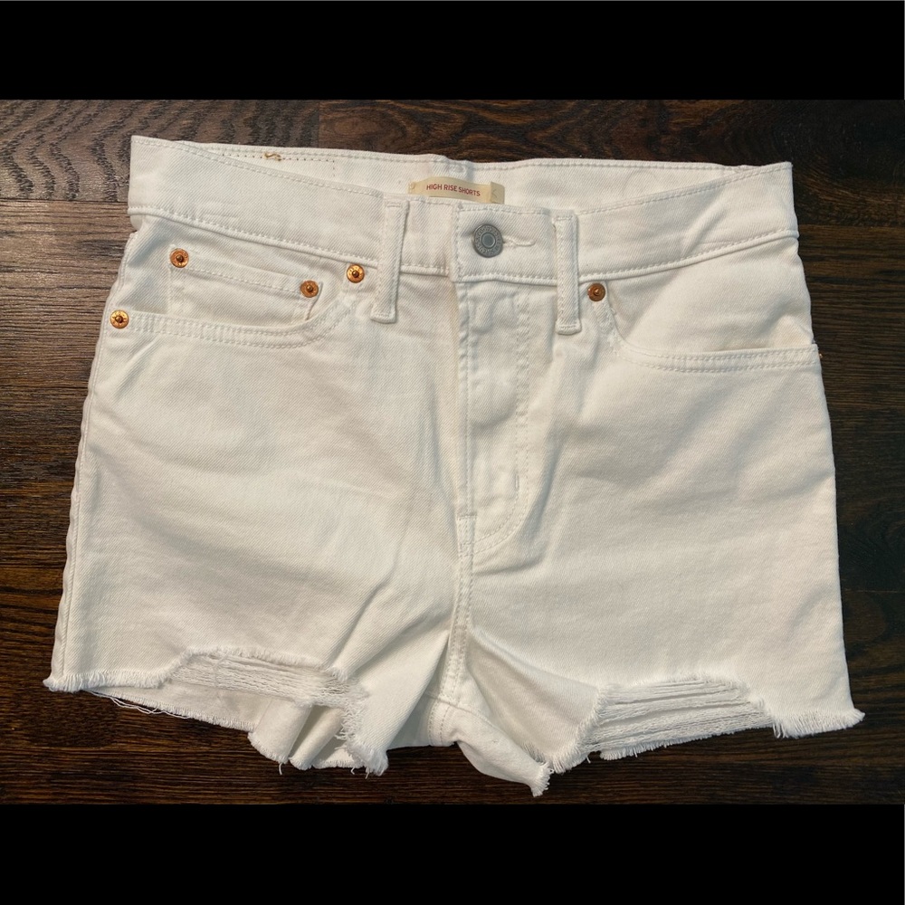 Levi’s Women Shorts